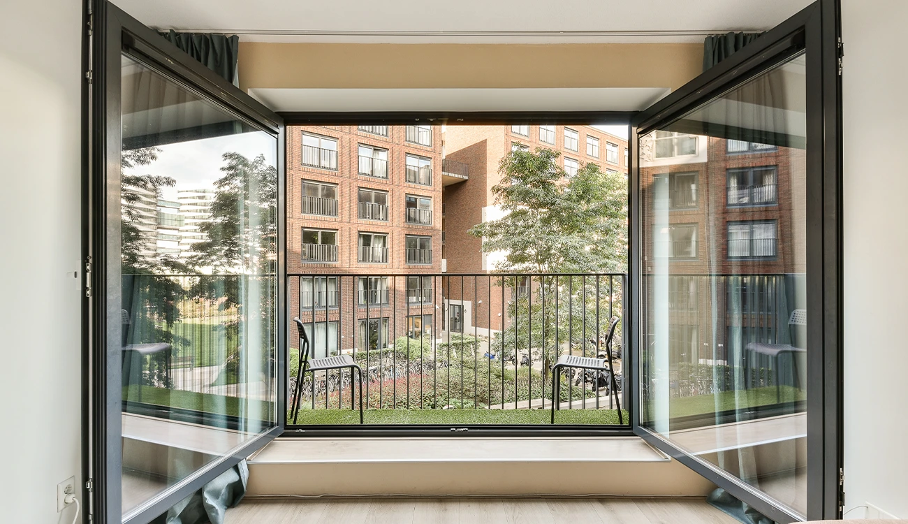 Giyotin Cam Balkon montaj detayı